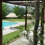 Podere Fabbrani Bed and Breakfast 4*