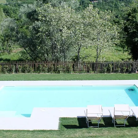 Podere Fabbrani Bed & Breakfast *