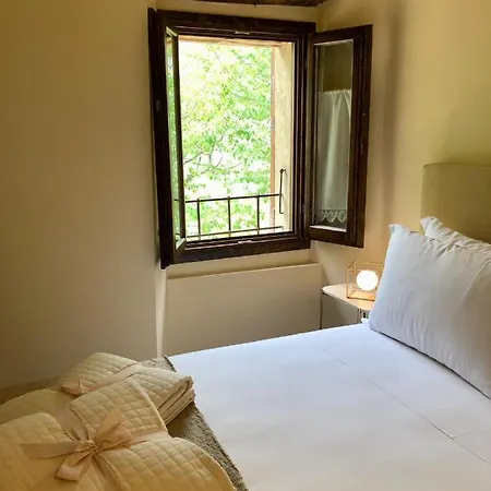 Bed & Breakfast Podere Fabbrani 4*
