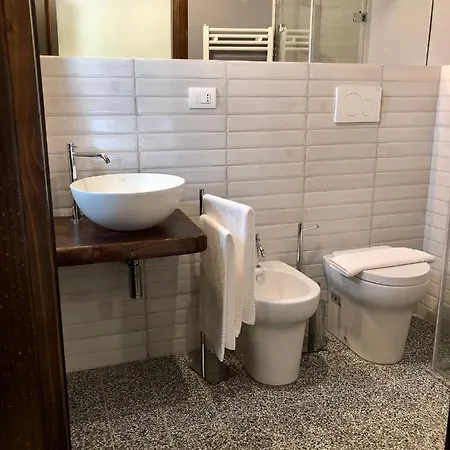 Podere Fabbrani Bed & Breakfast *